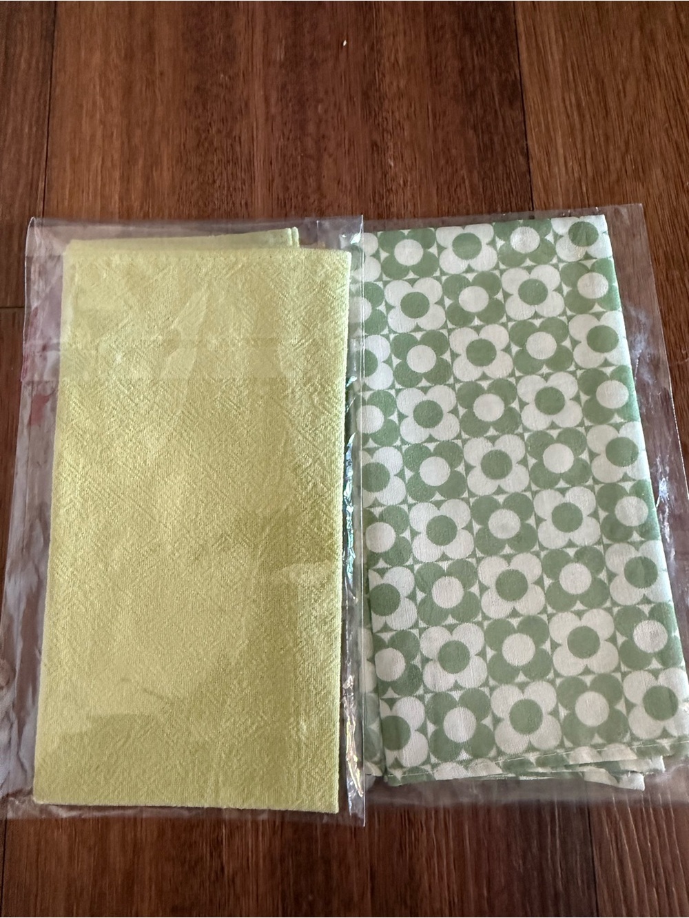 Green Men’s Pocket Squares